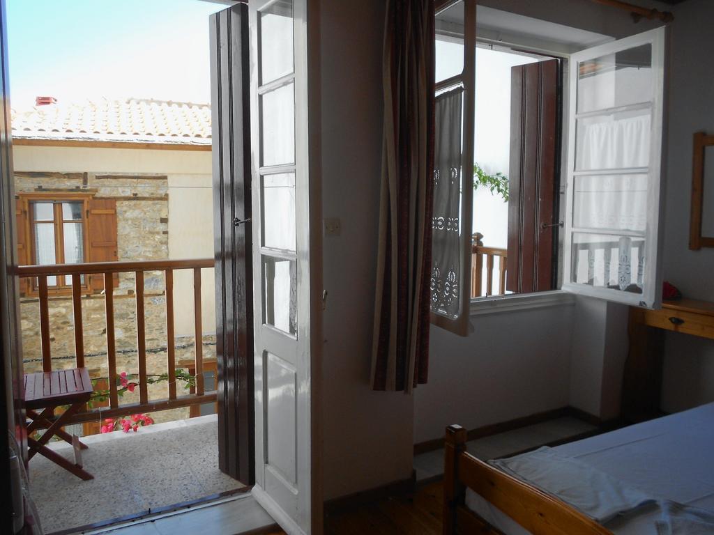Aggela Guesthouse Skopelos Oda fotoğraf