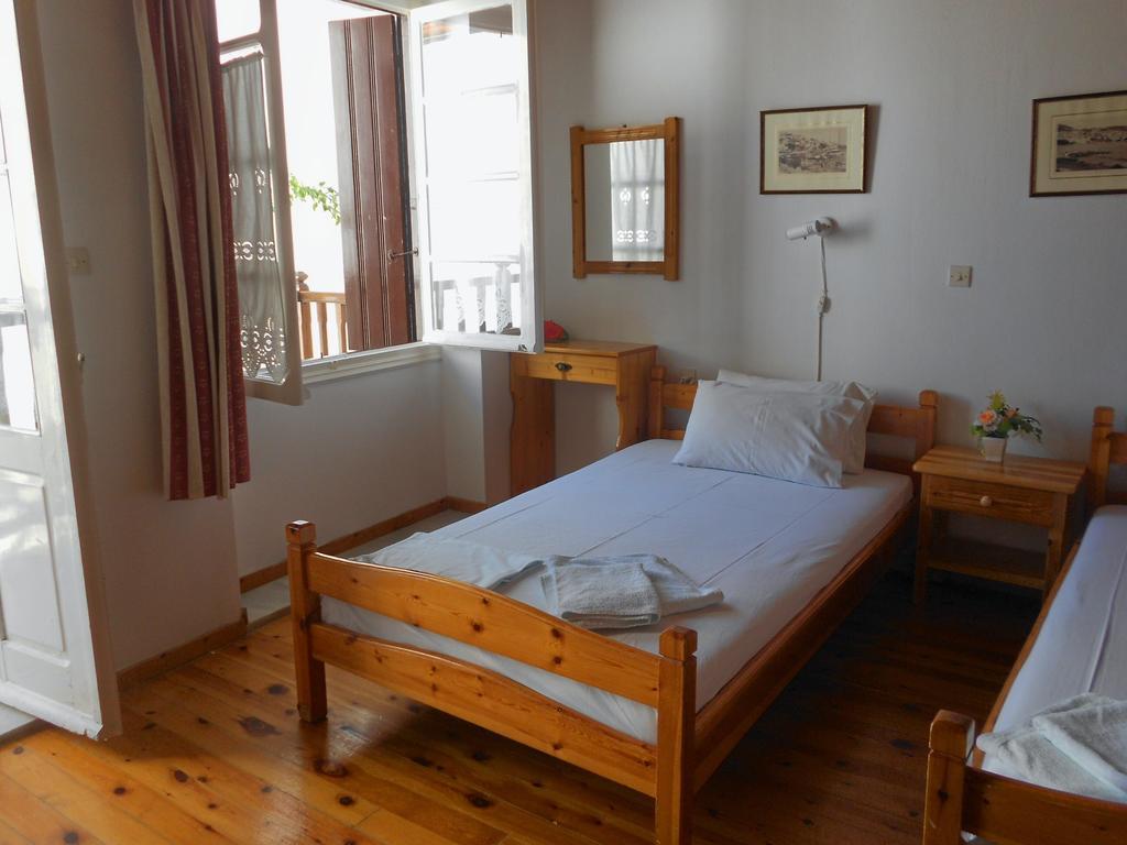 Aggela Guesthouse Skopelos Oda fotoğraf